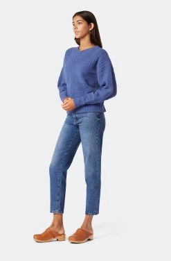 Joie Calvaire Crew Neck Sweater 10 Joie Calvaire Crew Neck Sweater -Joie Shop 22 3 009011 SW02295 BIJOUBLUE CALVAIRE 3