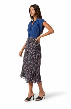 Joie Caillie Midi Silk Skirt 10 Joie Caillie Midi Silk Skirt -Joie Shop 22 3 009127 SK00998 CAVIARMULTI CAILLIE 3